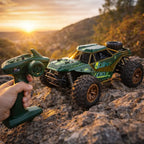 Groene 1:16 RC offroad auto met 4WD, grote banden en afstandsbediening
