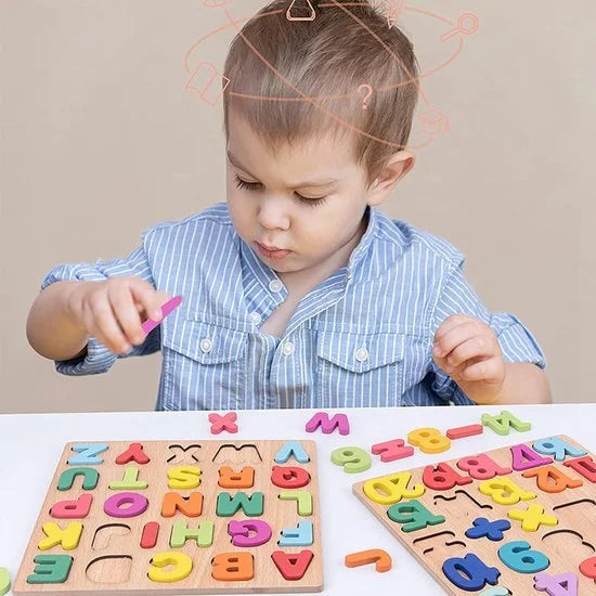 Houten Alfabet Puzzel Kind